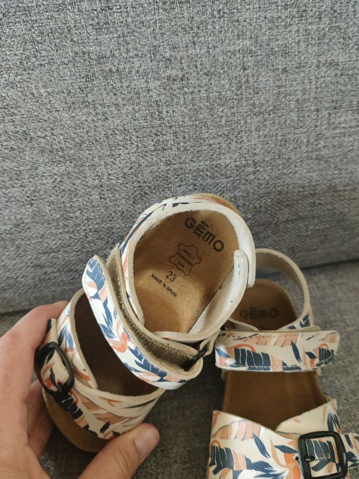 Chaussures sandales garçon cuir Gémo Taille 23 - photo numéro 2