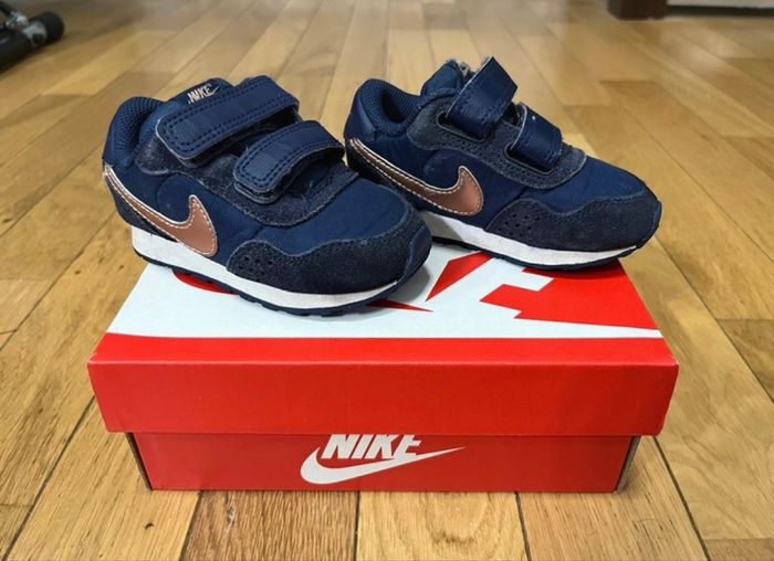 Basket Nike taille 21