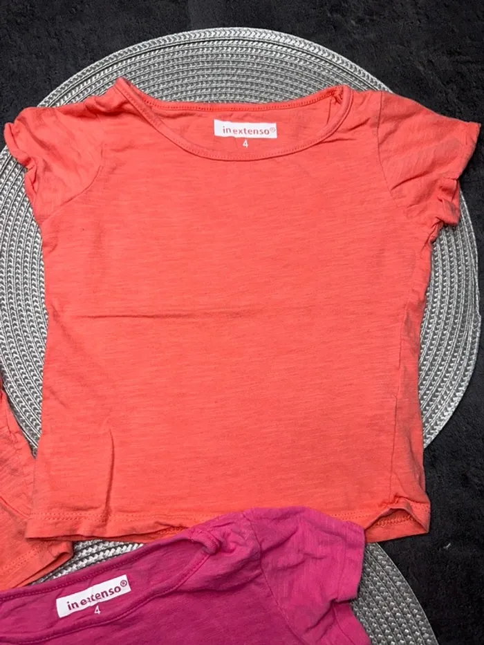 Lot de 3 t-shirts courts fille – Taille 4 ans – Très bon état - photo numéro 3