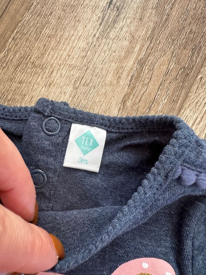 - Haut ML Tex  - 3 mois  - Très bon état - photo numéro 2