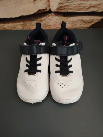 👟 Basket a scratch Reebok Pointure 24.5👟