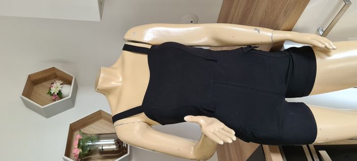 tres jolie combinaison salopette taille 36 tres extensible - photo numéro 2