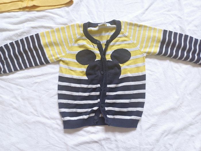 Lot de vêtements Disney 24 mois - photo numéro 5