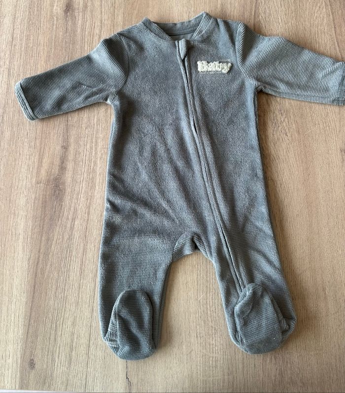 Lot pyjamas - photo numéro 5
