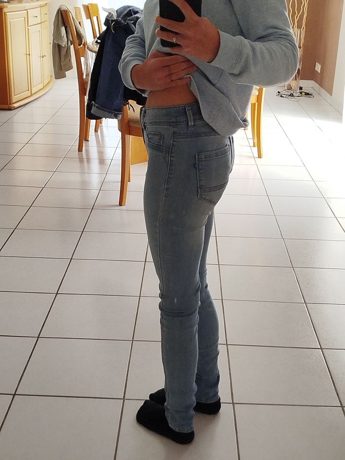 Jean skinny bleu clair taille XS Bonobo. - photo numéro 3