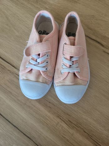 Baskets à scratch taille 26