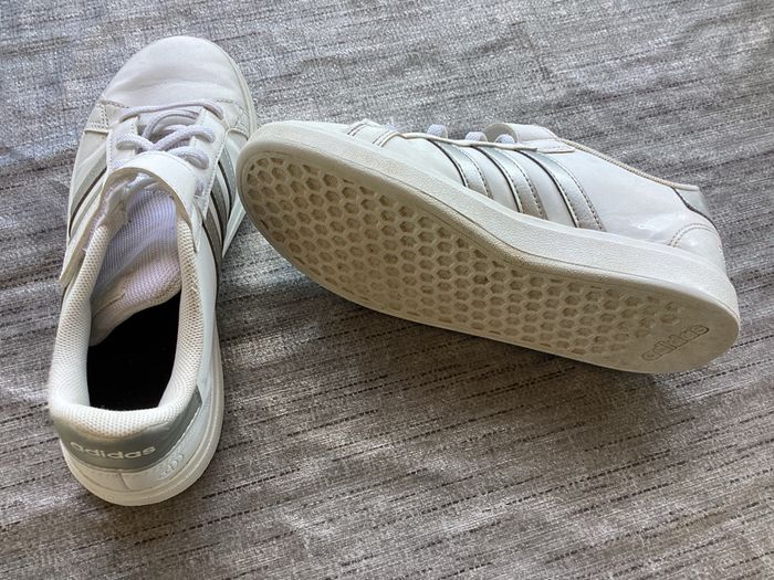 Baskets blanches Adidas 35 - photo numéro 3