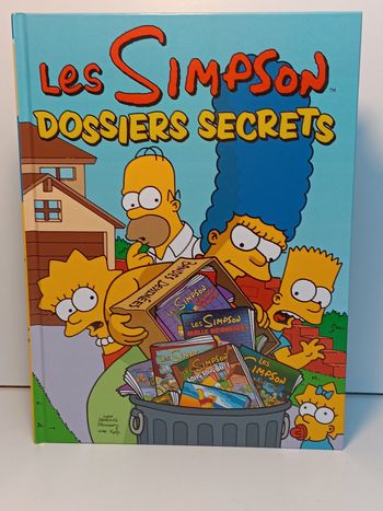 Livre Bande dessinée les Simpson Dossiers secrets