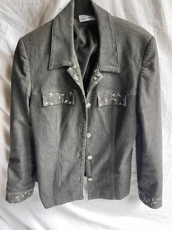 Veste les variations de mary west