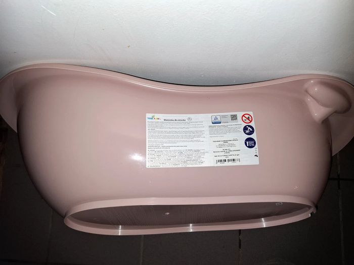Baignoire rose pour bébé - photo numéro 2