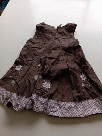 Robe avec un jupon doublé intérieur  Kiabi 18 mois