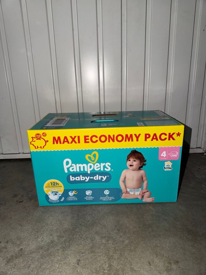 Pampers baby dry taille 4 pour 9/14kg 108 couches neuf maxi economy pack