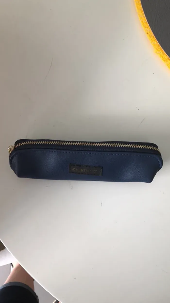 Petite trousse bleu marine - photo numéro 2