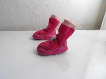 Chaussons chaussettes fille  19/20