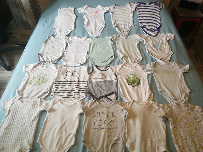 Gros lot de 12 mois - photo numéro 8