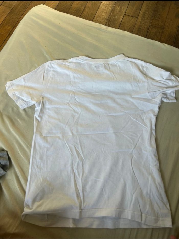 T-shirt Levi’s, bon état - photo numéro 2