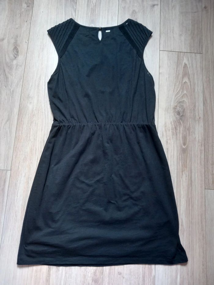 Robe noire ikks taille 40 - photo numéro 5