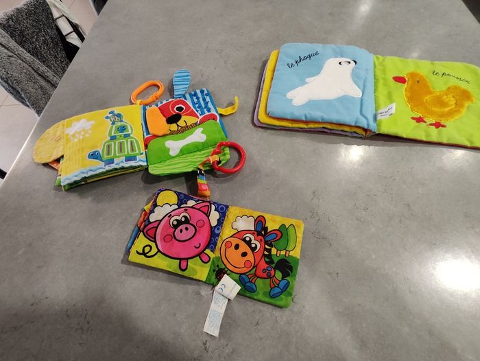Lot de 3 livres d’éveil sensoriel pour bébé - photo numéro 4