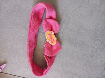 bandeau fuchsia Barbie (1 micro tache)