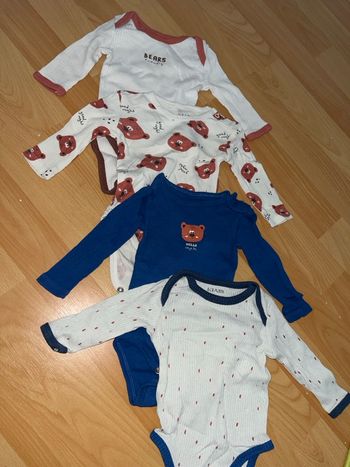 Lots body bébé 3 mois