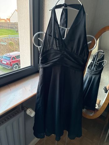 Robe noire classe bustier 