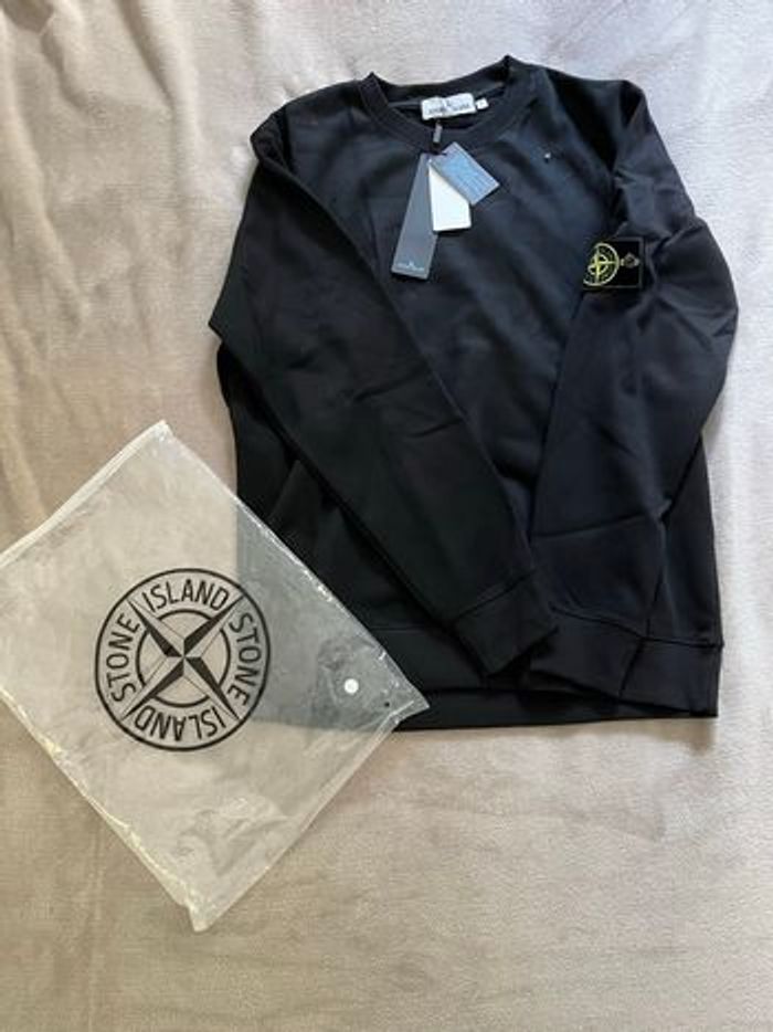 Pull stone Island noir M - photo numéro 6