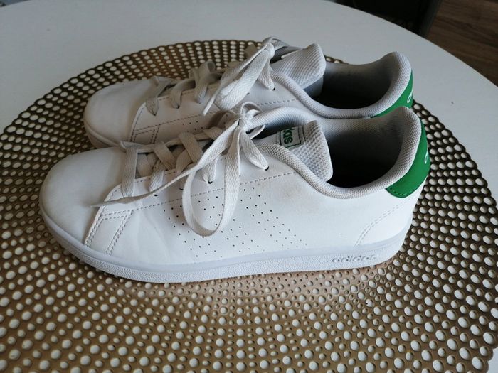 Paire de baskets Adidas Advantage T36 - photo numéro 2