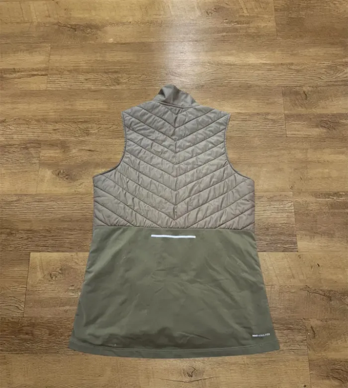 Veste sans manche Nike running taille S - photo numéro 2