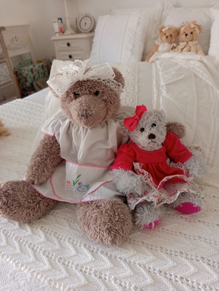 Lot 2 oursons look rétro robes