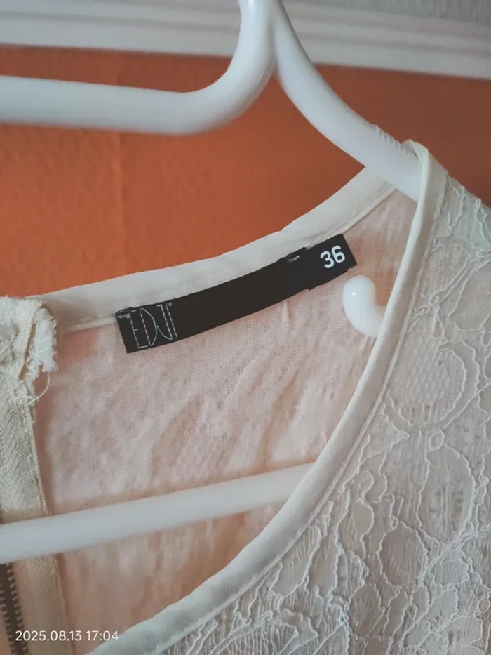 Robe 36 - photo numéro 3