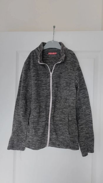 Gilet tissaia 12 ans