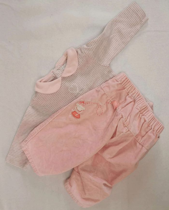 Ensemble 👣 3pieces,  pull  dpam,  pantalon  velours  okide, bodie col  claudine tao,  6mois/67cm - photo numéro 6