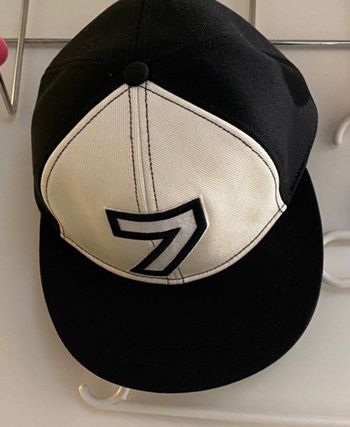 Casquette neuve Karl Lagerfeld