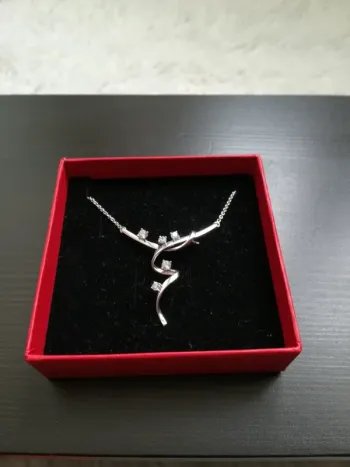 Collier argent NEUF
