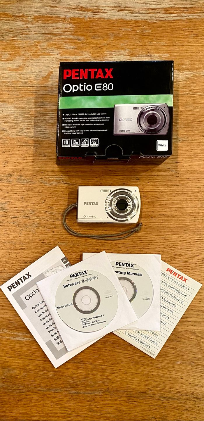 Pentax optio E 80 blanc appareil photo + vidéo - photo numéro 3