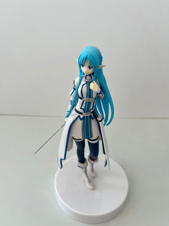 Sword art online figurine asuna