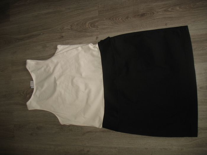 ROBE CHASUBLE + TOP "TREND BY MISS CAPTAIN" - TAILLE 42 - n°24 - photo numéro 5