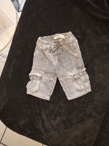 Jean 3 mois tape à  l oeil