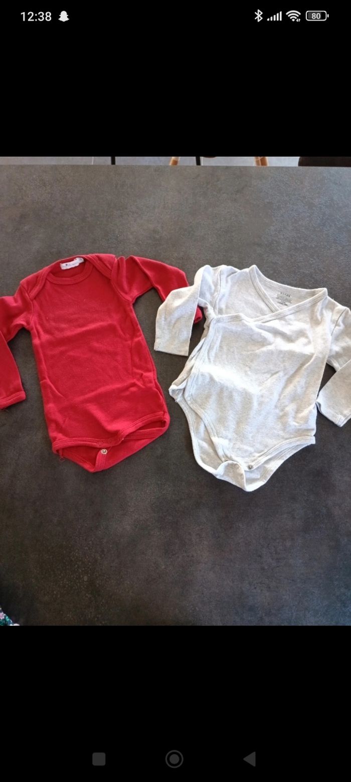 2 bodys manches longues