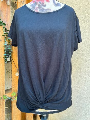 T-shirt haut noeud en bas  noir camaïeu femme taille M -38 été