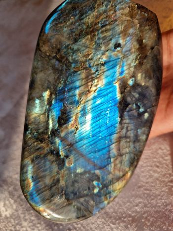 Labradorite de Madagascar 1.062kg neuve