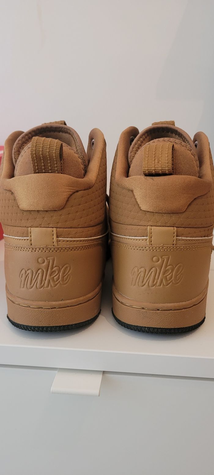 Chaussures NIKE montantes Homme - photo numéro 4