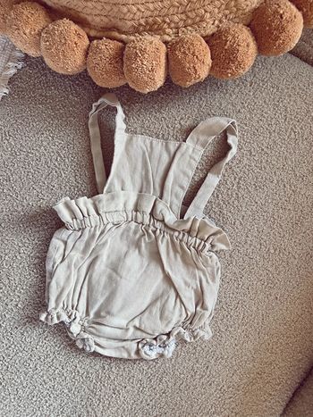 Barboteuse beige gocco style lin