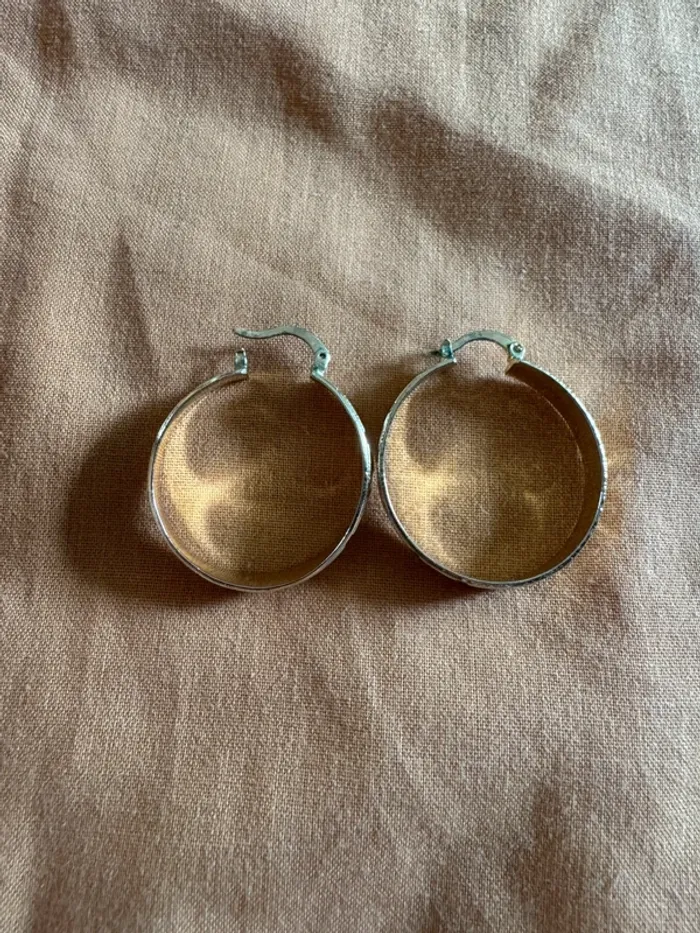 Anneaux boucles d’oreille - photo numéro 2