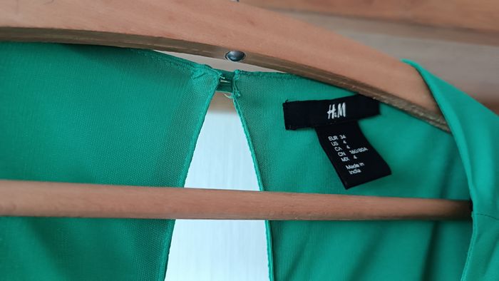 Robe H M 34 - photo numéro 4