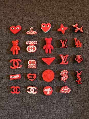 Jibbitz/PinsCrocs/Charms