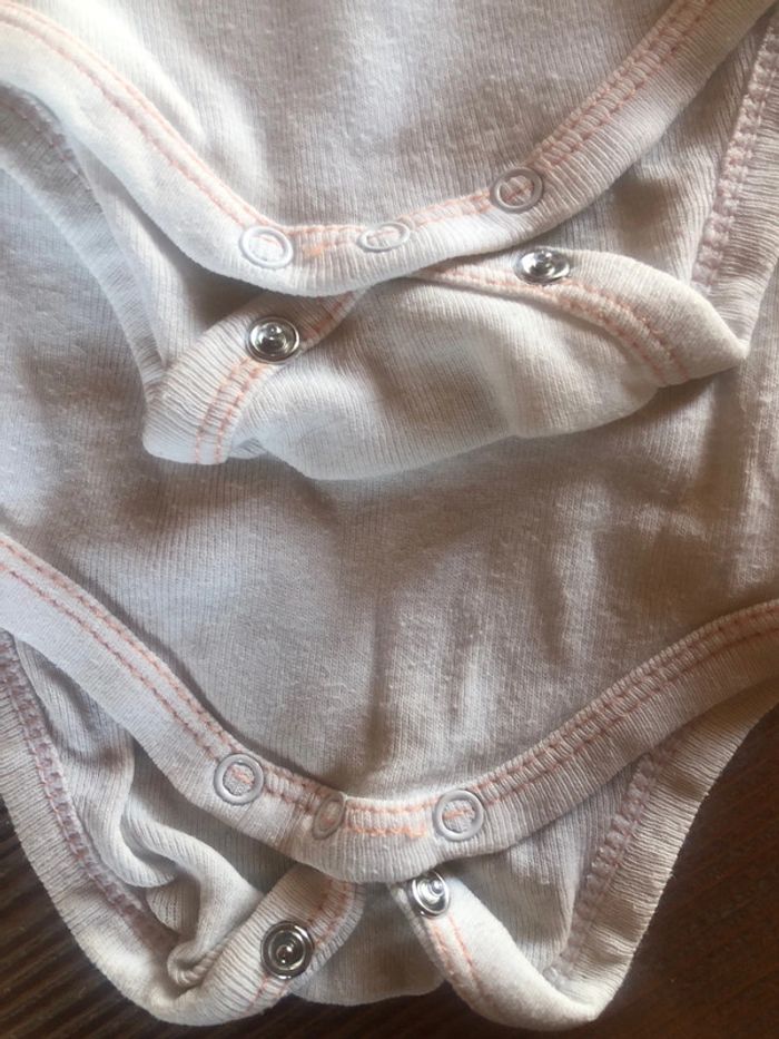 Bodies blancs - photo numéro 3