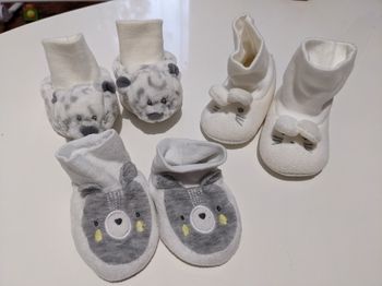 Lot de 3 paires de chaussons
- Taille naissance