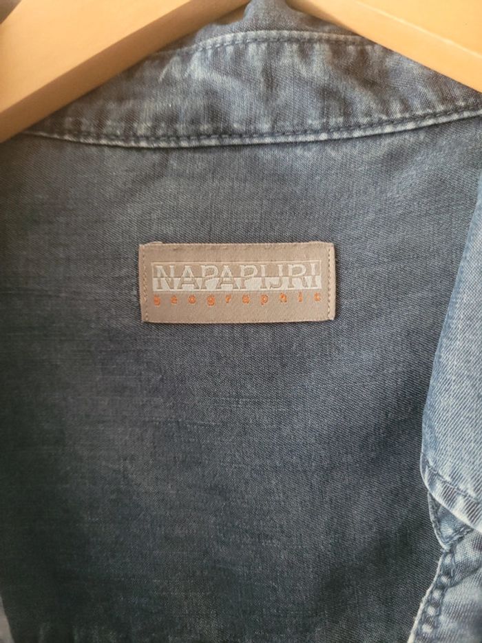 Chemise en jean napapijri taille S - photo numéro 3