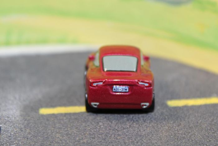Disney Pixar cars min racer Natali Certain - photo numéro 4